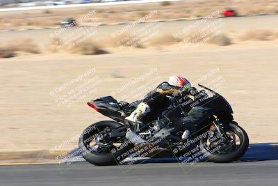 media/Jan-09-2022-SoCal Trackdays (Sun) [[2b1fec8404]]/Turn 8 (1045am)/